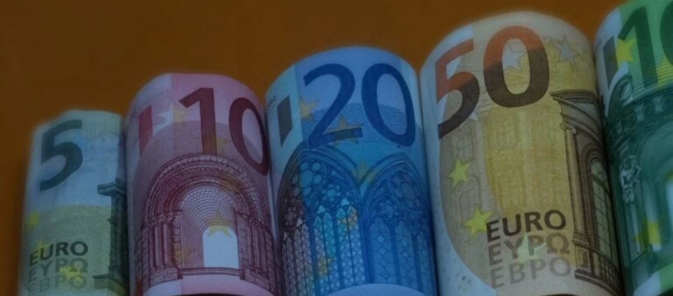 Δώρο Πάσχα: Πότε θα καταβληθεί - Τι ισχύει για αναστολές και «ΣΥΝ-ΕΡΓΑΣΙΑ»